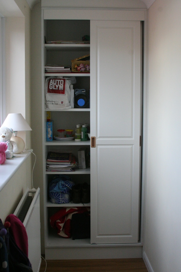 Shoe storage cupboard Great Chesterford [1703]