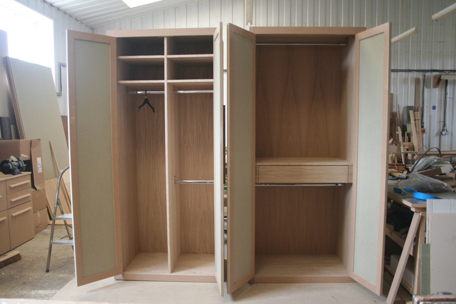 Great Chesterford custom wardrobes [1506]
