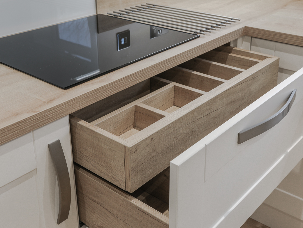 Bespoke kitchen in Saffron Walden [1730]